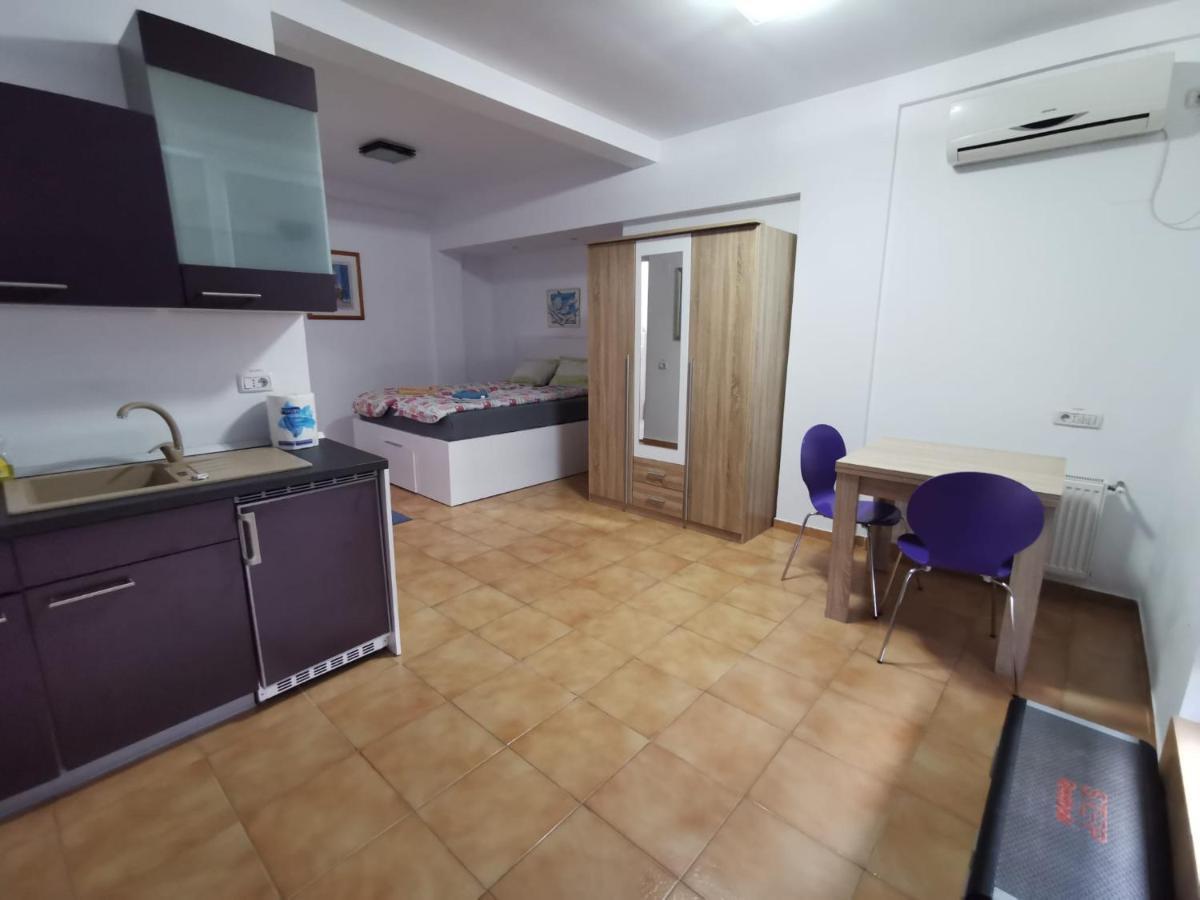 Fitness House With Garden Hotel Constanţa Exterior foto